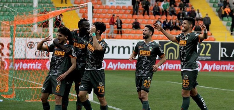 Alanyaspor Konyaspor'a fark attı! Alanyaspor 5-1 Konyaspor (MAÇ SONUCU-ÖZET)